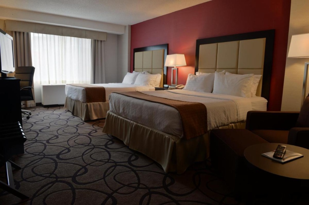 Queen Room with Two Queen Beds - Non-Smoking