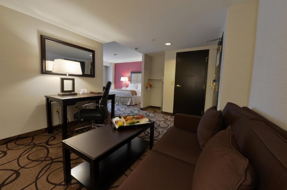Room image 2
